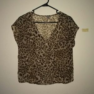 Cheetah printed short sleeve shirt